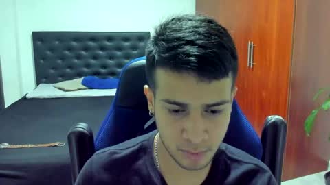Snapshot of abelasburgo chatting on 10-22-25, 02:01 Independence model AbelAsburgo online show from 10-22-25, 02:01