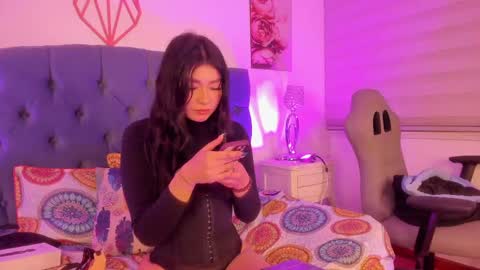 Abella online show from 10-18-25, 06:16