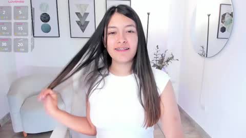 Snapshot of abella_ruiz chatting on 03-04-25, 05:03 Abella Ruiz online show from 03-04-25, 05:03