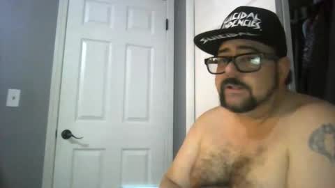 Snapshot of abennett76 chatting on 05-22-26, 01:24 AJ online show from 05-22-26, 01:24