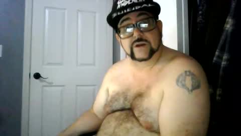 Snapshot of abennett76 chatting on 05-23-26, 10:25 AJ online show from 05-23-26, 10:25