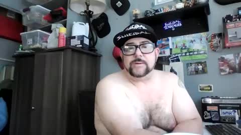 Snapshot of abennett76 chatting on 06-04-26, 02:23 AJ online show from 06-04-26, 02:23