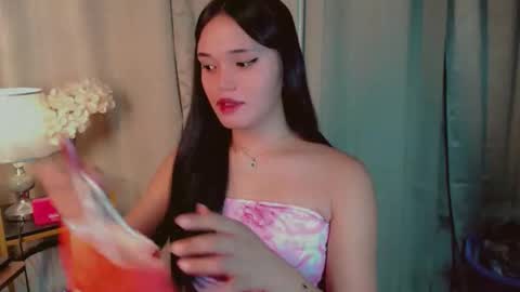 Abetterchristine online show from 12-17-25, 12:33