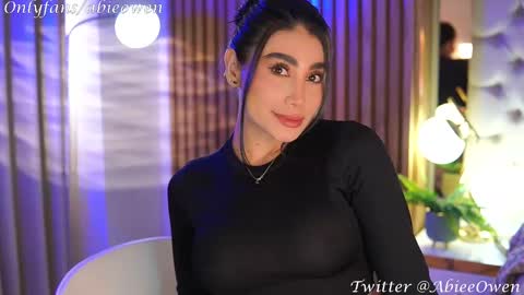 abie_owen online show from 02-19-25, 09:14