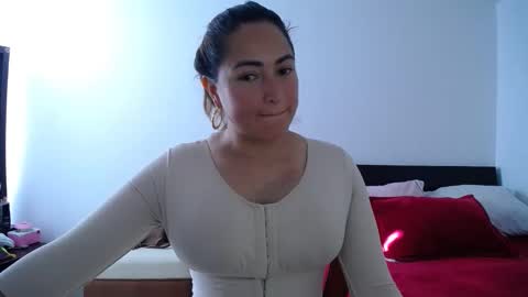 ximena online show from 05-18-26, 12:44