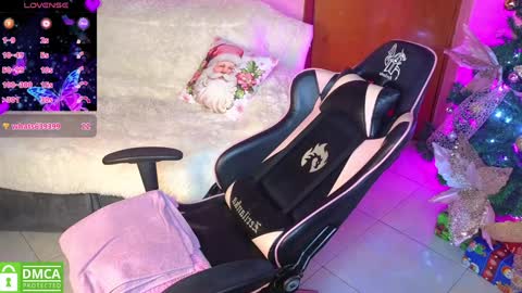 Snapshot of abigail_monroe__ chatting on 12-06-24, 03:52 abigail_monroe__ online show from 12-06-24, 03:52