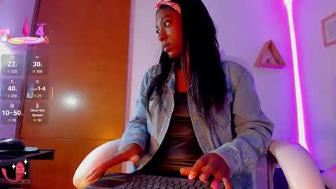 Snapshot of abigail_montoya chatting on 09-16-25, 11:44 Abigail online show from 09-16-25, 11:44