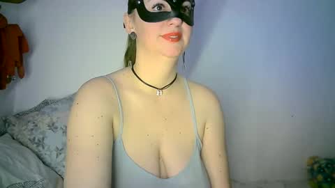 Snapshot of abigailove4u chatting on 03-03-25, 06:15 GoldenFish online show from 03-03-25, 06:15