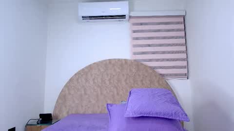 Abigail online show from 11-21-25, 03:05