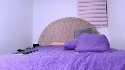 Abigail online show from 01-14-26, 03:01