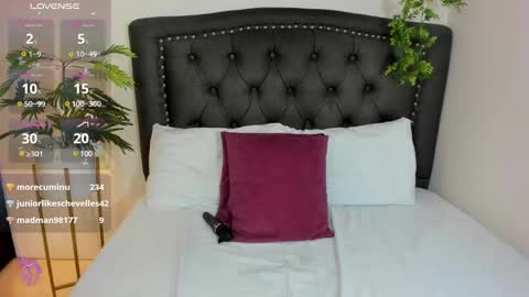 Snapshot of abril_71 chatting on 03-04-25, 05:32 Abril online show from 03-04-25, 05:32