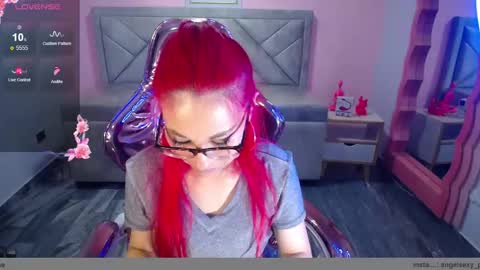 abril_ch_ online show from 12-03-25, 10:57