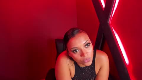 Snapshot of abril_jones10 chatting on 01-18-25, 05:59 Abril jones online show from 01-18-25, 05:59