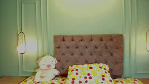 Snapshot of abril_jones10 chatting on 02-24-25, 02:51 Abril jones online show from 02-24-25, 02:51