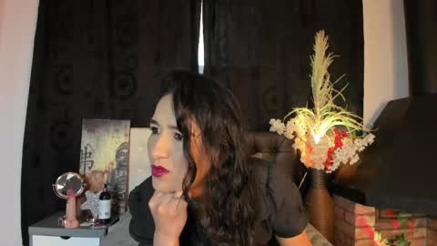 Abril online show from 04-29-26, 02:32