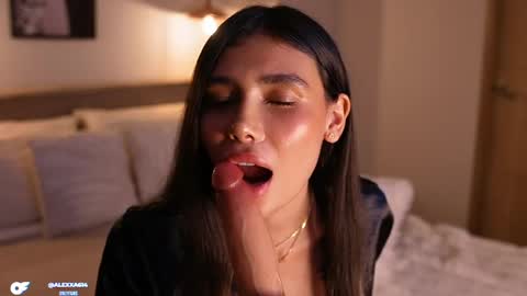My name is Alexa. Please say hello I like to chat with you. If you have requests please use tip online show from 05-15-26, 10:50