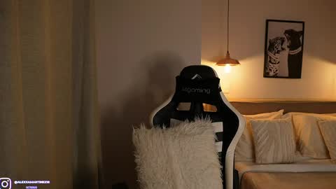 Snapshot of abril_w18 chatting on 06-05-26, 11:21 My name is Alexa. Please say hello I like to chat with you. If you have requests please use tip online show from 06-05-26, 11:21