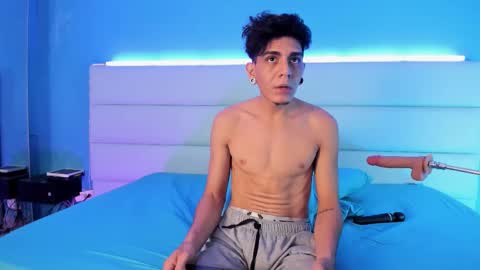 Abril and Julian online show from 03-06-26, 12:01