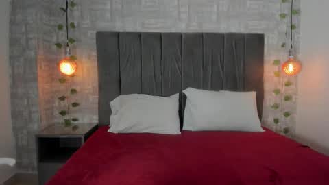 abrilsantana_ online show from 11-14-25, 04:22