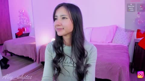 Snapshot of aby_whitee chatting on 01-10-25, 09:55 Aby online show from 01-10-25, 09:55
