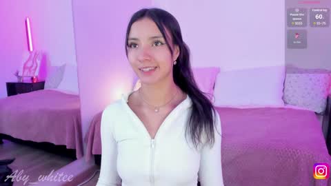 Snapshot of aby_whitee chatting on 02-02-25, 04:15 Aby online show from 02-02-25, 04:15