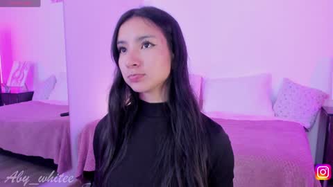 Snapshot of aby_whitee chatting on 02-04-25, 01:06 Aby online show from 02-04-25, 01:06