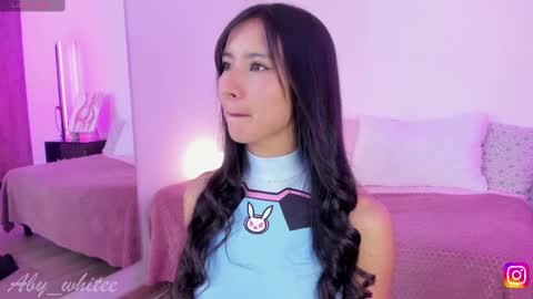 Snapshot of aby_whitee chatting on 02-09-25, 06:11 Aby online show from 02-09-25, 06:11