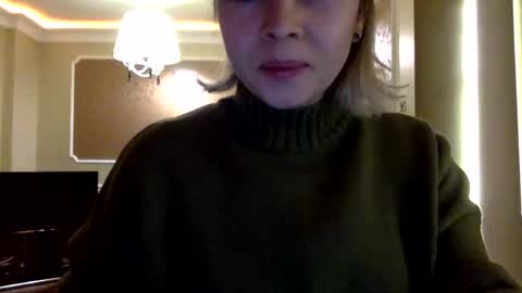 Snapshot of abyt24 chatting on 02-09-25, 02:40 Mary online show from 02-09-25, 02:40