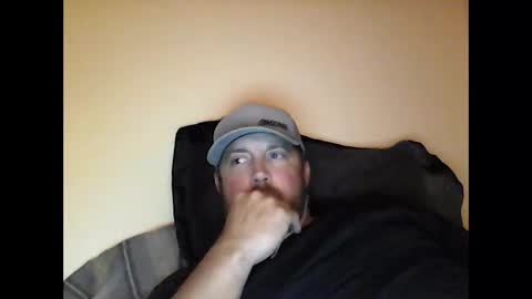 Snapshot of ace2 chatting on 10-19-25, 09:26 ace2 online show from 10-19-25, 09:26