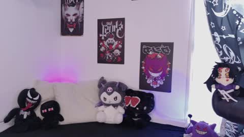Snapshot of ace__blade chatting on 07-21-26, 08:00 Ace independent model online show from 07-21-26, 08:00