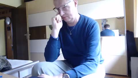 Snapshot of ach471 chatting on 12-07-24, 11:40 ach471 online show from 12-07-24, 11:40