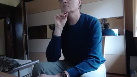 Snapshot of ach471 chatting on 12-15-24, 12:06 ach471 online show from 12-15-24, 12:06