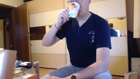 Snapshot of ach471 chatting on 12-31-24, 08:15 ach471 online show from 12-31-24, 08:15