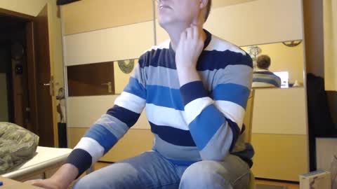 Snapshot of ach471 chatting on 01-07-25, 07:59 ach471 online show from 01-07-25, 07:59