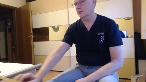 Snapshot of ach471 chatting on 01-11-25, 07:39 ach471 online show from 01-11-25, 07:39