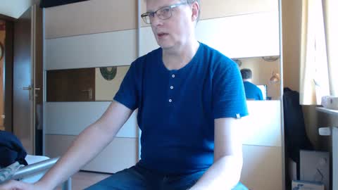 Snapshot of ach471 chatting on 02-16-25, 08:43 ach471 online show from 02-16-25, 08:43