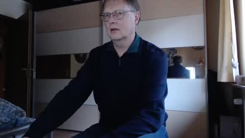 Snapshot of ach471 chatting on 02-17-25, 06:53 ach471 online show from 02-17-25, 06:53