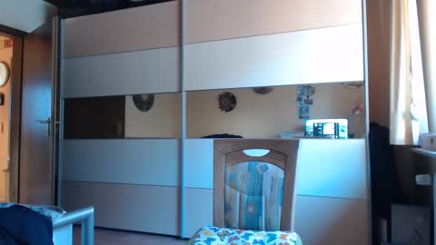 Snapshot of ach471 chatting on 02-19-25, 08:01 ach471 online show from 02-19-25, 08:01