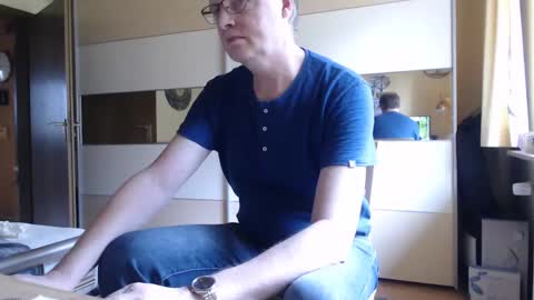 Snapshot of ach471 chatting on 02-21-25, 09:34 ach471 online show from 02-21-25, 09:34