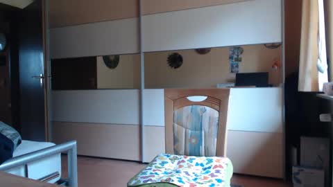 Snapshot of ach471 chatting on 02-23-25, 09:00 ach471 online show from 02-23-25, 09:00