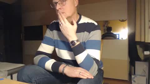 Snapshot of ach471 chatting on 02-25-25, 05:36 ach471 online show from 02-25-25, 05:36