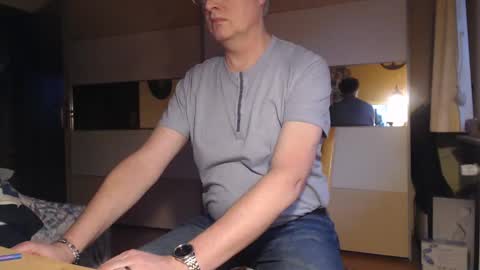 Snapshot of ach471 chatting on 02-28-25, 04:53 ach471 online show from 02-28-25, 04:53