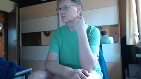 Snapshot of ach471 chatting on 03-12-25, 07:35 ach471 online show from 03-12-25, 07:35