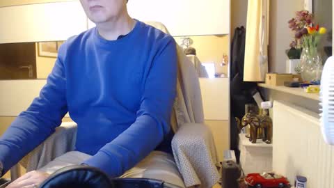 Snapshot of ach471 chatting on 09-29-25, 05:51 ach471 online show from 09-29-25, 05:51