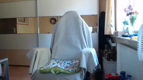 Snapshot of ach471 chatting on 10-01-25, 06:52 ach471 online show from 10-01-25, 06:52