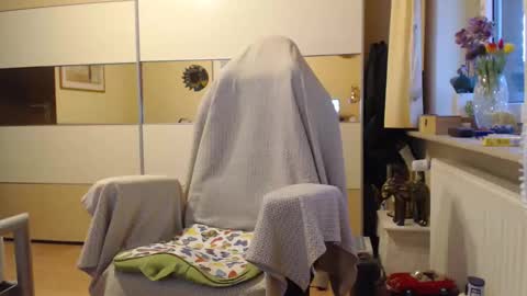 Snapshot of ach471 chatting on 10-05-25, 05:39 ach471 online show from 10-05-25, 05:39