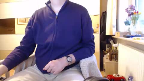 Snapshot of ach471 chatting on 10-17-25, 06:16 ach471 online show from 10-17-25, 06:16