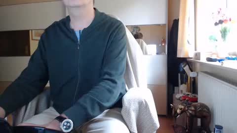 Snapshot of ach471 chatting on 10-24-25, 10:44 ach471 online show from 10-24-25, 10:44