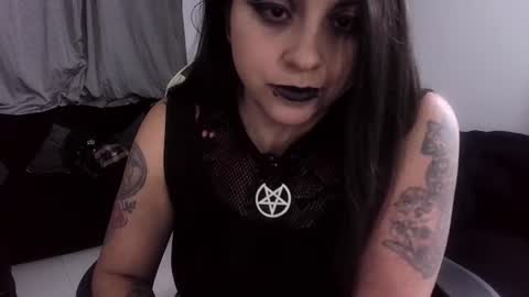 Snapshot of acid_alice666 chatting on 06-17-26, 02:03 Alice online show from 06-17-26, 02:03