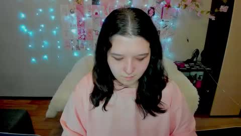 Kate online show from 04-10-26, 02:39